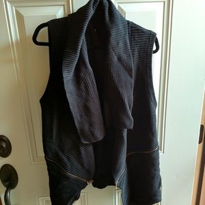 Stylish Sleeveless Cardigan